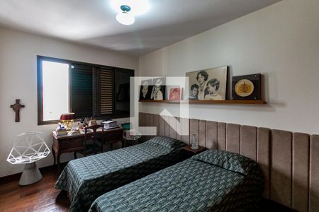 Quarto  de apartamento à venda com 4 quartos, 340m² em Lourdes, Belo Horizonte