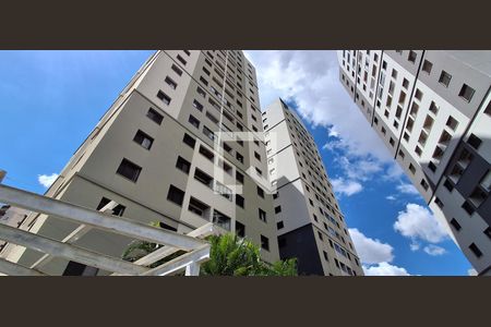 Apartamento para alugar com 63m², 3 quartos e 2 vagasFachada