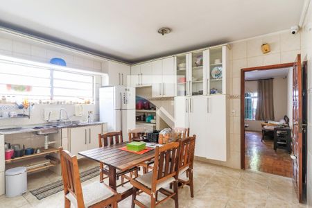 Casa à venda com 192m², 4 quartos e 2 vagasCozinha
