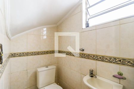 Casa à venda com 192m², 4 quartos e 2 vagasLavabo