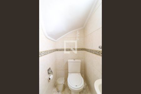 Casa à venda com 192m², 4 quartos e 2 vagasLavabo