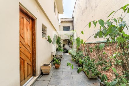 Casa à venda com 192m², 4 quartos e 2 vagasQuintal