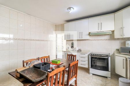 Casa à venda com 192m², 4 quartos e 2 vagasCozinha