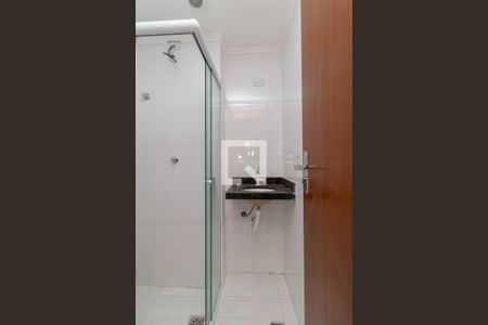 Banheiro de apartamento para alugar com 2 quartos, 35m² em Vila Ré, São Paulo