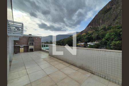Apartamento para alugar com 155m², 4 quartos e 2 vagas Apartamento para alugar com 155m², 4 quartos e 2 vagasÁrea externa