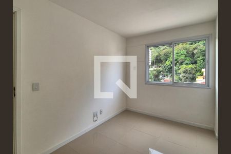 Apartamento para alugar com 155m², 4 quartos e 2 vagas Apartamento para alugar com 155m², 4 quartos e 2 vagasQuarto 2