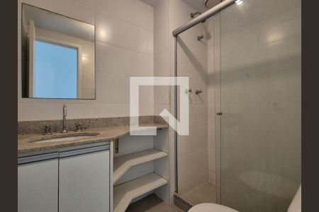 Apartamento para alugar com 155m², 4 quartos e 2 vagas Apartamento para alugar com 155m², 4 quartos e 2 vagasBanheiro social