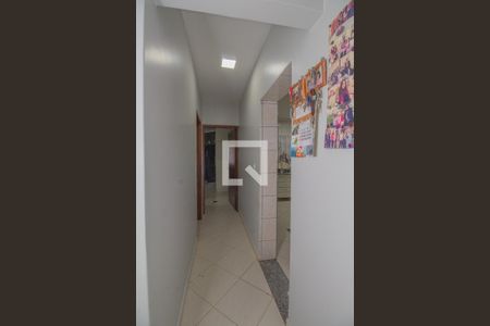 Casa à venda com 120m², 3 quartos e 4 vagas Casa à venda com 120m², 3 quartos e 4 vagasCorredor