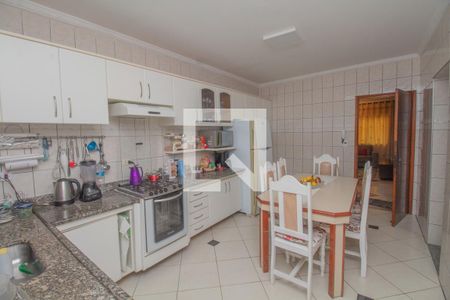 Casa à venda com 120m², 3 quartos e 4 vagas Casa à venda com 120m², 3 quartos e 4 vagasCozinha