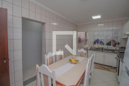 Casa à venda com 120m², 3 quartos e 4 vagas Casa à venda com 120m², 3 quartos e 4 vagasCozinha