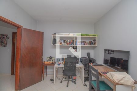 Casa à venda com 120m², 3 quartos e 4 vagas Casa à venda com 120m², 3 quartos e 4 vagasQuarto 2