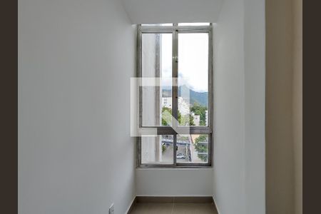 Apartamento à venda com 78m², 2 quartos e sem vagaSuíte