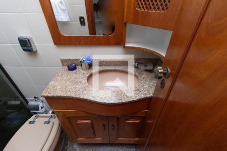 Casa à venda com 430m², 5 quartos e 5 vagasBanheiro da Suíte 1