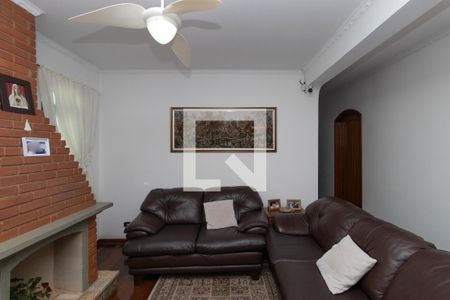 Casa à venda com 430m², 5 quartos e 5 vagasSala de Lareira