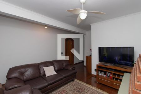 Casa à venda com 430m², 5 quartos e 5 vagasSala de Lareira