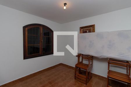 Casa à venda com 430m², 5 quartos e 5 vagasQuarto de Serviço