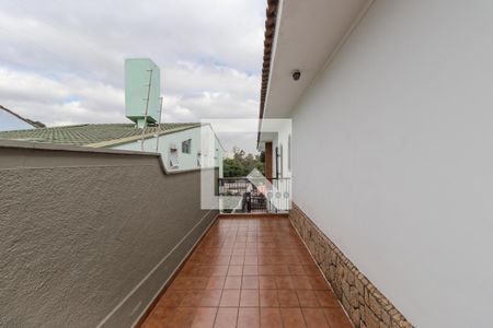 Casa à venda com 430m², 5 quartos e 5 vagasCorredor Lateral