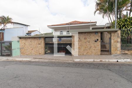 Casa à venda com 430m², 5 quartos e 5 vagasFachada