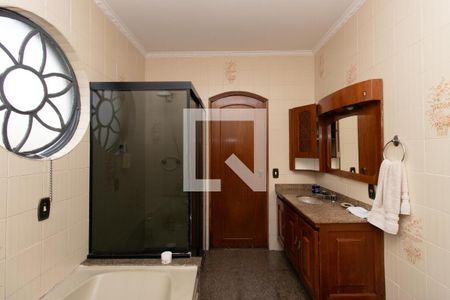 Casa à venda com 430m², 5 quartos e 5 vagasBanheiro da Suíte 3