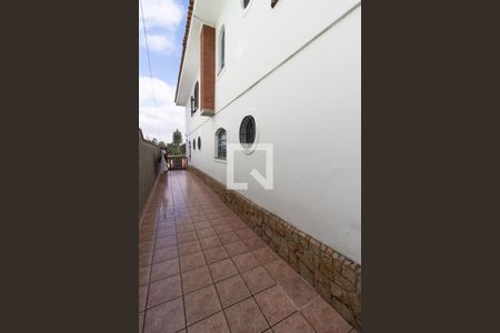 Casa à venda com 430m², 5 quartos e 5 vagasCorredor Lateral
