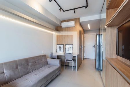 Sala/Quarto de kitnet/studio para alugar com 1 quarto, 24m² em Indianópolis, São Paulo