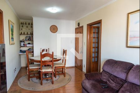 Apartamento à venda com 65m², 2 quartos e 1 vagaSala