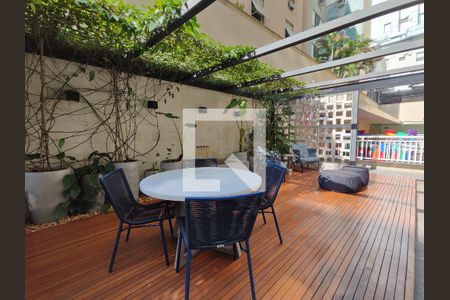 Apartamento à venda com 93m², 3 quartos e sem vagaÁrea comum - Playground