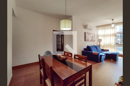 Apartamento à venda com 93m², 3 quartos e sem vagaSala