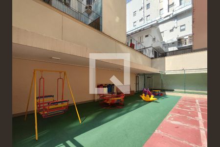 Apartamento à venda com 93m², 3 quartos e sem vagaÁrea comum - Playground