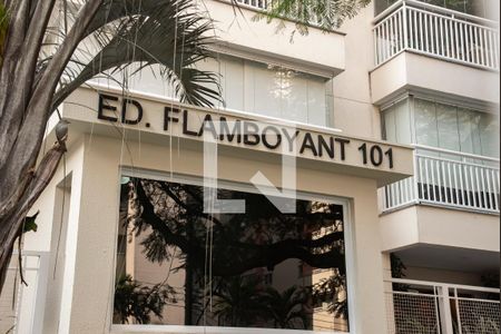 Apartamento para alugar com 84m², 2 quartos e 2 vagasFrente