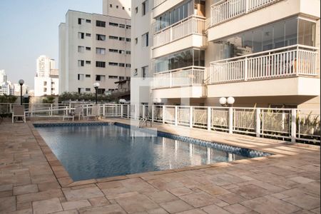 Apartamento para alugar com 84m², 2 quartos e 2 vagasÁrea comum - Piscina