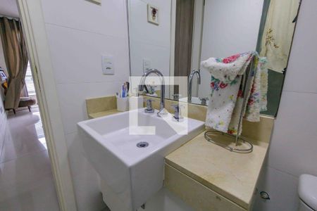 Apartamento para alugar com 80m², 2 quartos e 2 vagas Apartamento para alugar com 80m², 2 quartos e 2 vagasBanheiro da Suíte