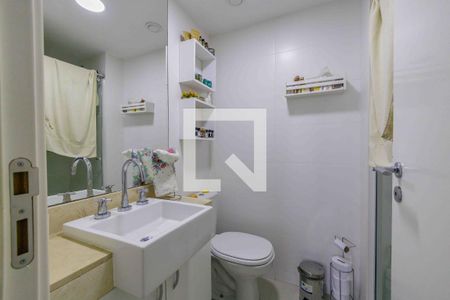 Apartamento para alugar com 80m², 2 quartos e 2 vagas Apartamento para alugar com 80m², 2 quartos e 2 vagasBanheiro da Suíte