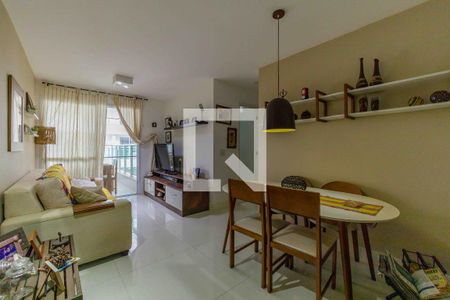 Sala de apartamento para alugar com 2 quartos, 80m² em Recreio dos Bandeirantes, Rio de Janeiro
