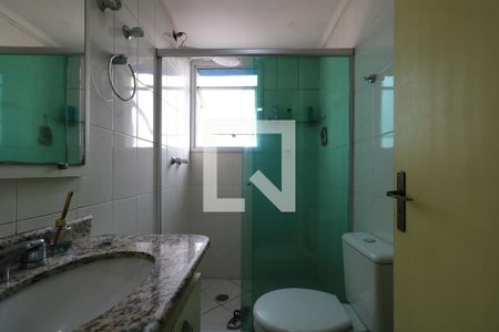 Apartamento para alugar com 71m², 2 quartos e 2 vagasBanheiro