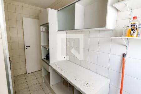 Apartamento para alugar com 63m², 2 quartos e 1 vagaCozinha - Armários