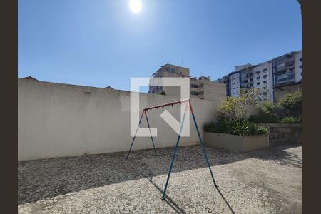 Apartamento para alugar com 150m², 4 quartos e 2 vagasÁrea comum - Playground