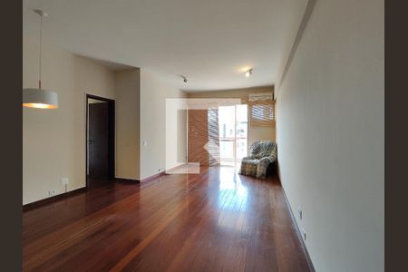 Sala de apartamento para alugar com 4 quartos, 150m² em Grajaú, Rio de Janeiro