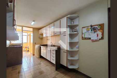 Apartamento para alugar com 150m², 4 quartos e 2 vagasCozinha