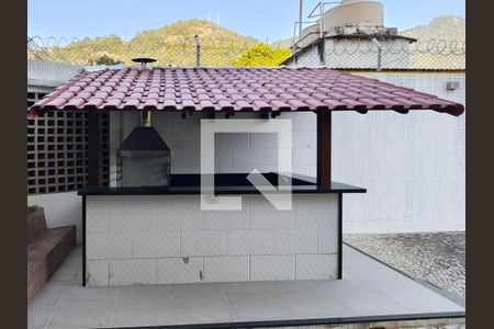 Apartamento para alugar com 150m², 4 quartos e 2 vagasÁrea comum - Churrasqueira