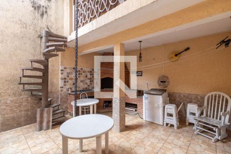 Casa à venda com 190m², 2 quartos e 2 vagasChurrasqueira 