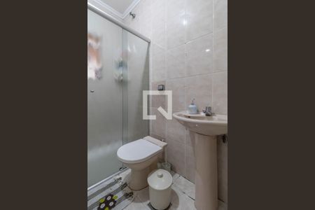 Casa à venda com 190m², 2 quartos e 2 vagasBanheiro 