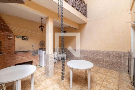 Casa à venda com 190m², 2 quartos e 2 vagasChurrasqueira 