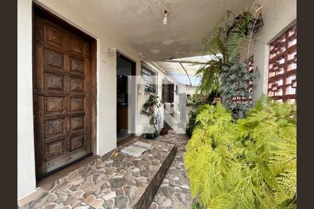 Casa à venda com 175m², 2 quartos e 2 vagasÁrea externa