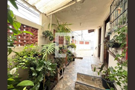 Casa à venda com 175m², 2 quartos e 2 vagasÁrea externa