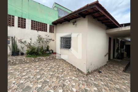 Casa à venda com 175m², 2 quartos e 2 vagasGaragem
