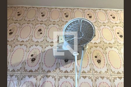 Casa à venda com 175m², 2 quartos e 2 vagasBanheiro 