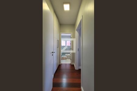 Casa de condomínio à venda com 600m², 7 quartos e 8 vagasSuíte 1