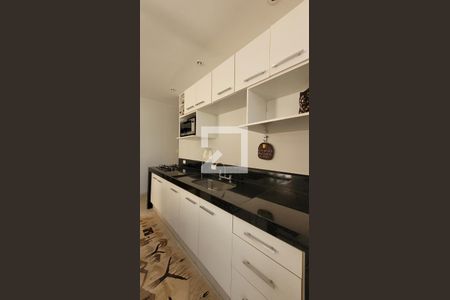 Casa de condomínio à venda com 600m², 7 quartos e 8 vagasCasa de Hospede - Cozinha