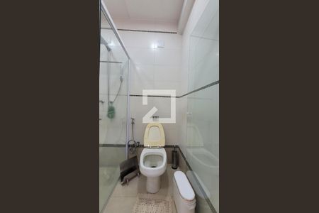 Casa de condomínio à venda com 600m², 7 quartos e 8 vagasBanheiro da Suíte 2 master 